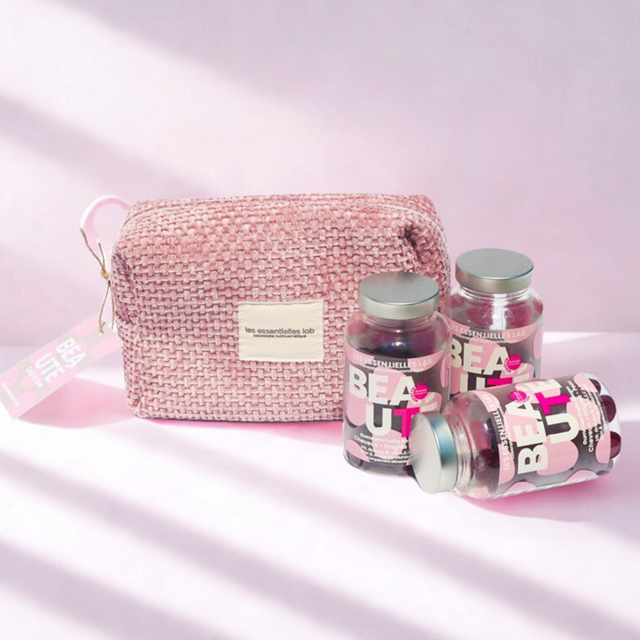 LES ESSENTIELLES LAB TROUSSE BEAUTE GUMMIES FRUITS ROUGES 3 BOITES